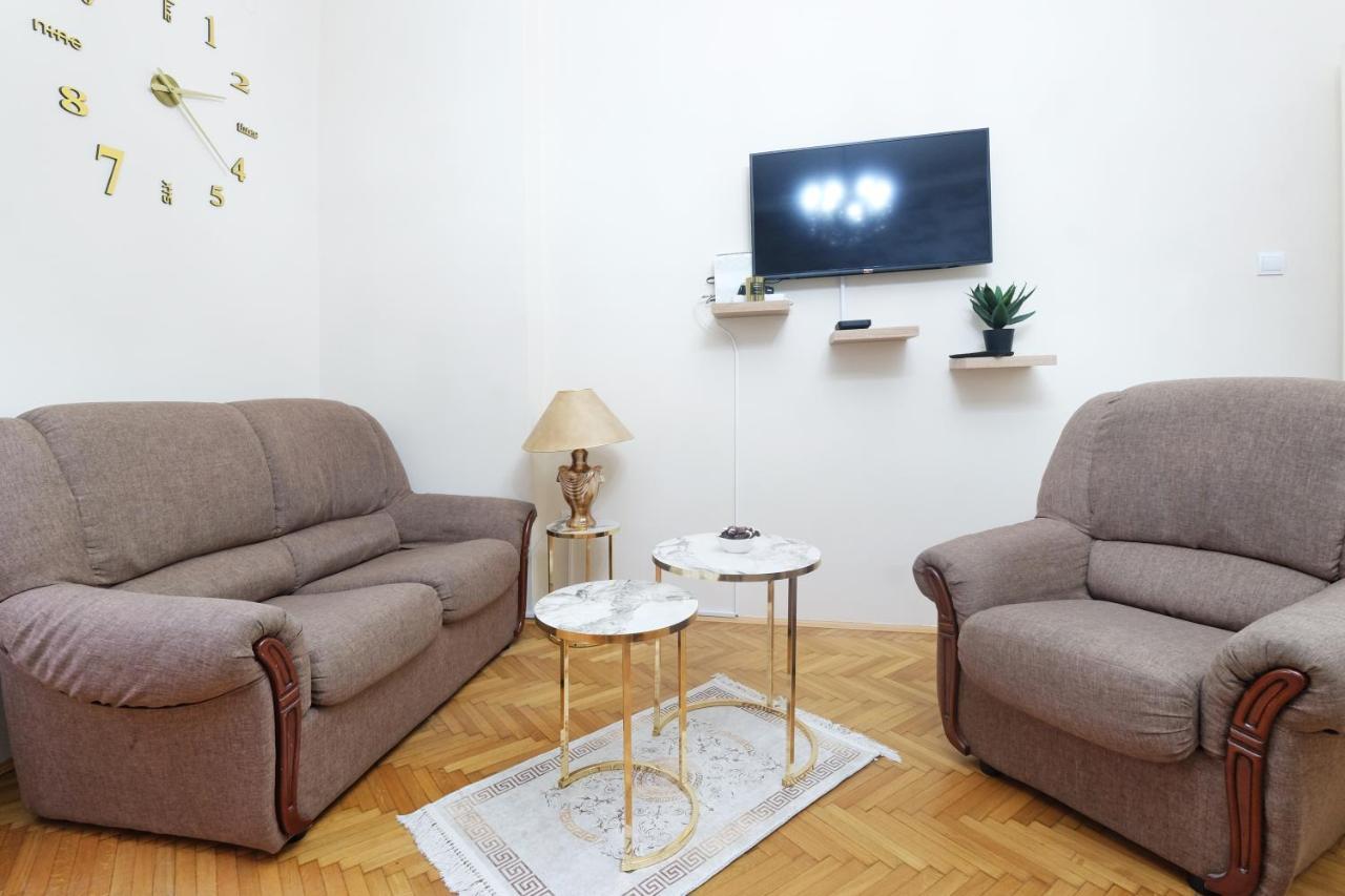 Illusion Downtown Apartment Belgrade Exterior photo